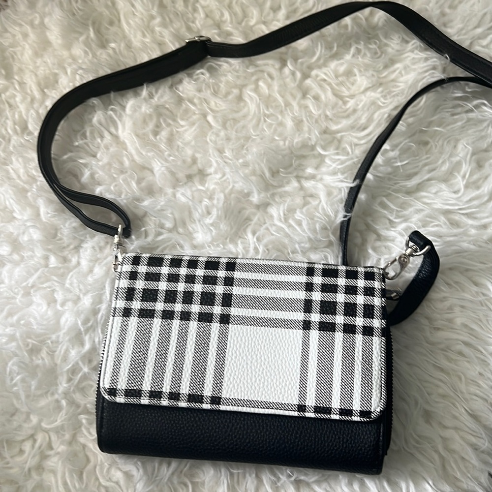 Crossbody wallet purse NWOT